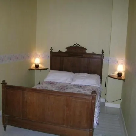 House L'oyasse Semesterbostad